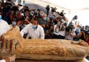 DES ARCHÉOLOGUES ÉGYPTIENS RÉVÈLENT LA DÉCOUVERTE DE 59 ANCIENS SARCOPHAGES